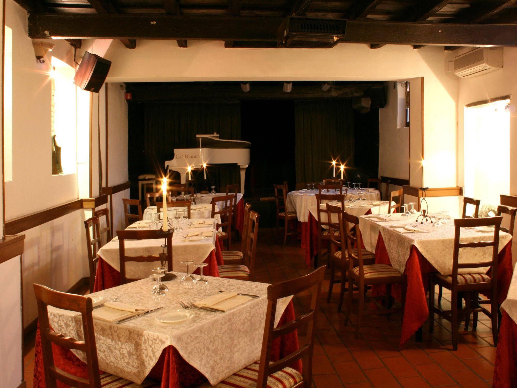 Excel Hotel Naviglio - Ca'Bianca Милан Экстерьер фото