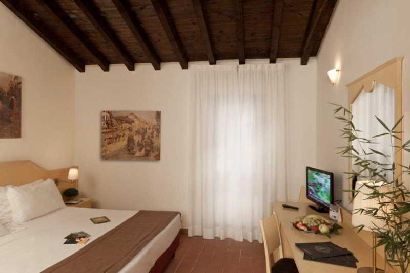 Excel Hotel Naviglio - Ca'Bianca Милан Экстерьер фото